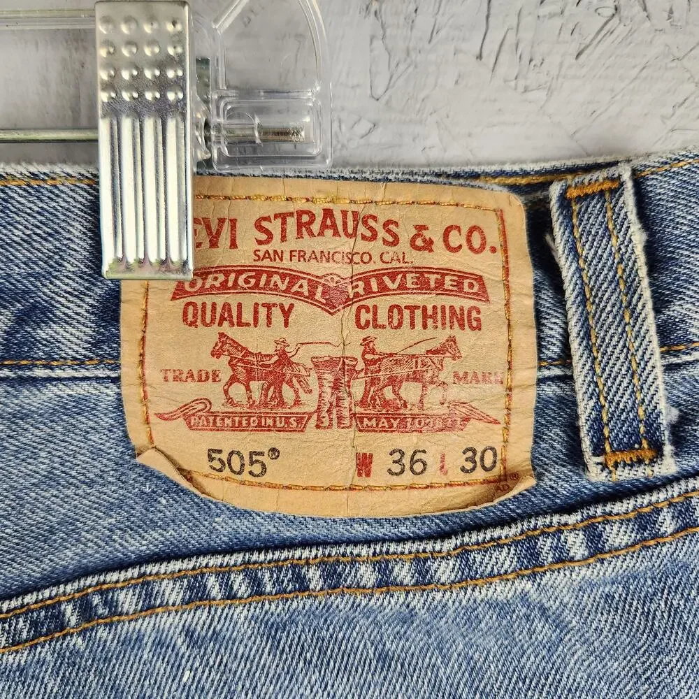 Vintage Levis 505 Shorts Mens 36 Blue Regular Fit Cutoff Painter Paint Splatter